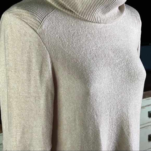 Anthropologie Rachael Turtleneck Pullover Top Sweater M - Picture 6 of 16